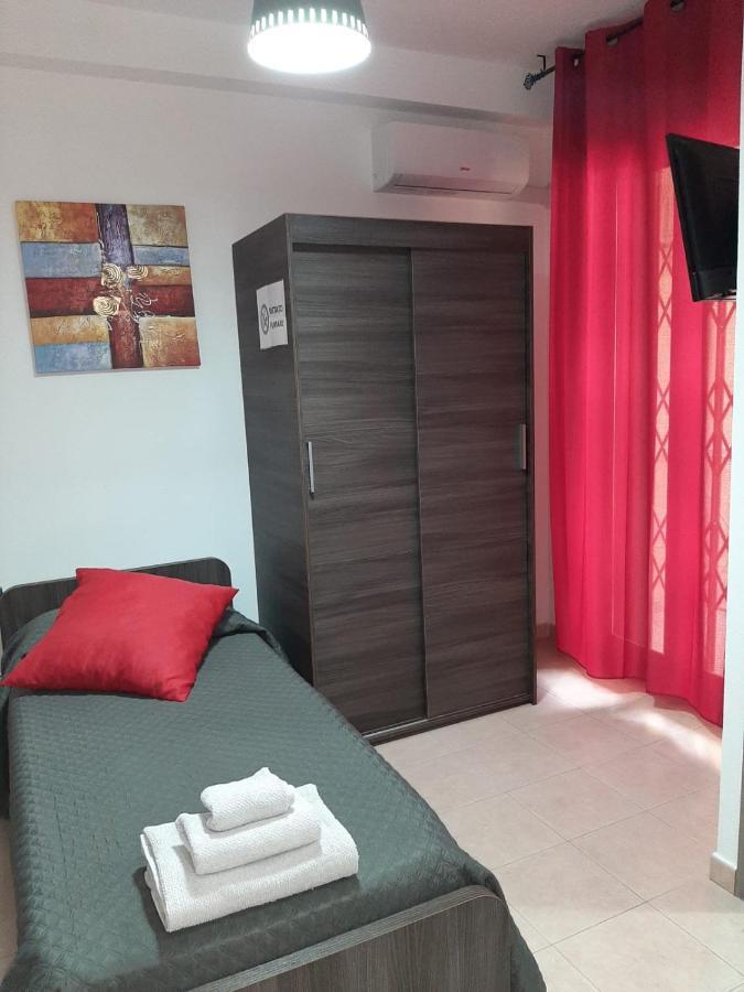 Guesthouse Loru Sestu Cameră foto